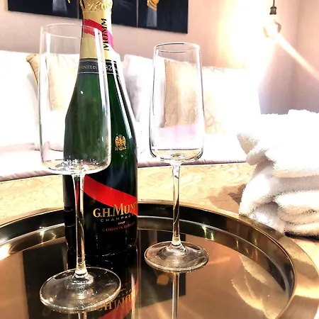 Ti Scialíi Rooms&relax Alojamento de Acomodação e Pequeno-almoço